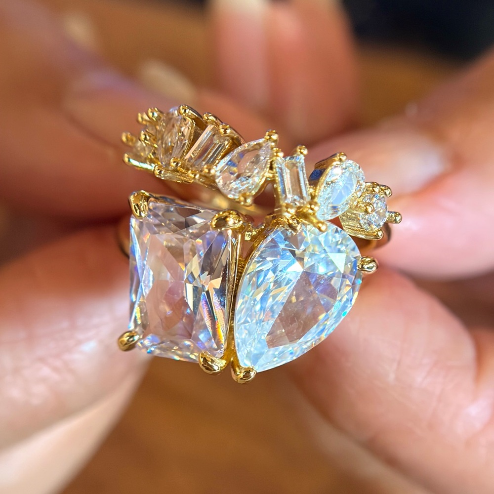 New Toi et Moi Gold Filled Pear Cut CZ Wedding Rings Prong Setting Ring Set in 7